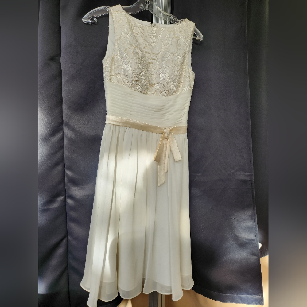 Prom Dress. White Color.